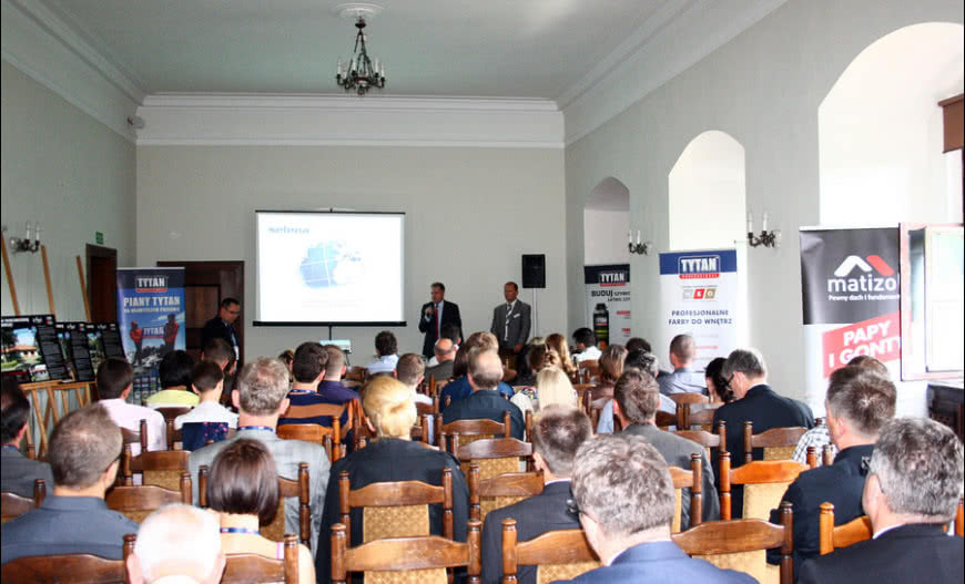 Architektoniczna konferencja Seleny na Zamku Książ